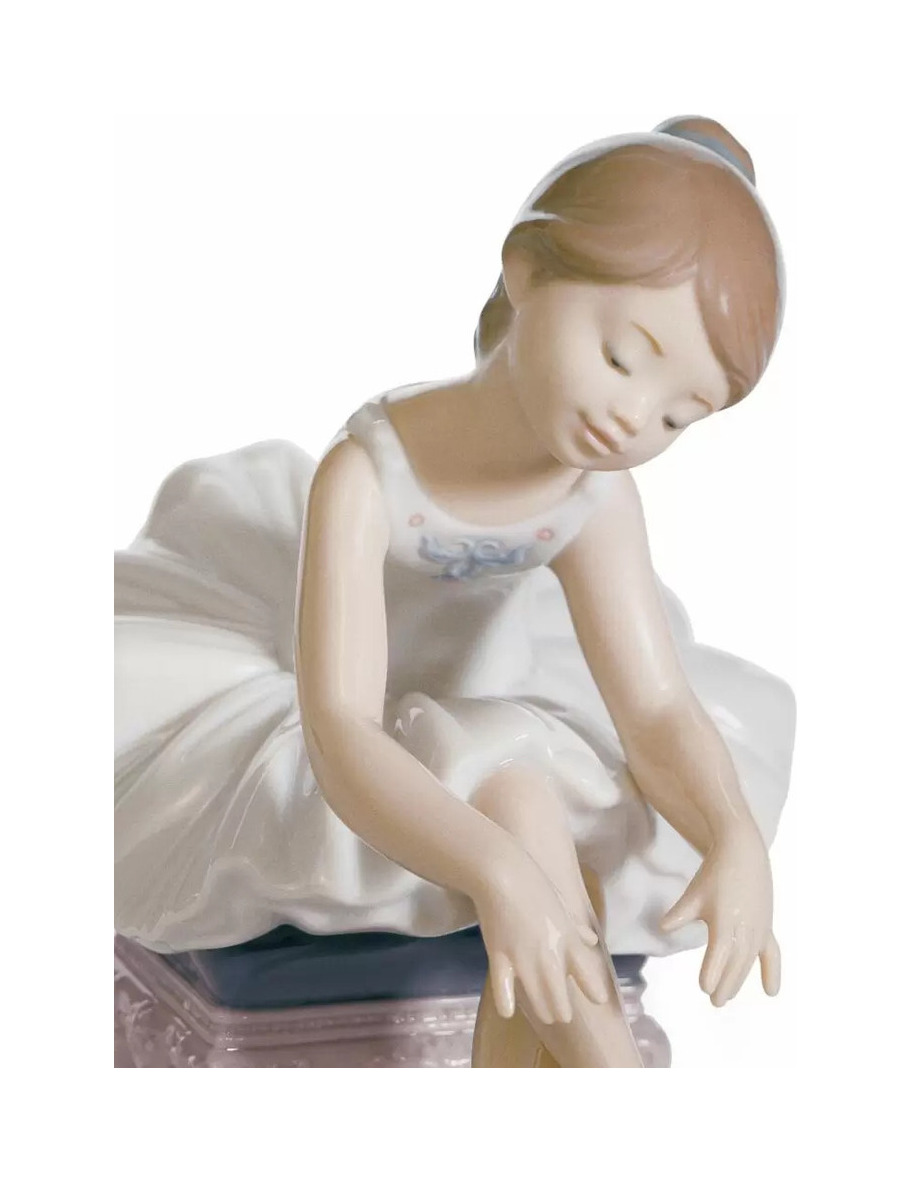 Фото Статуэтка Маленькая балерина Lladro  1008125