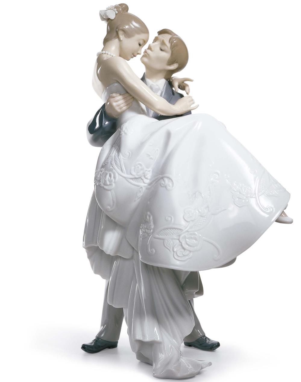 Фото Статуэтка Самый счастливый день Lladro  01008029