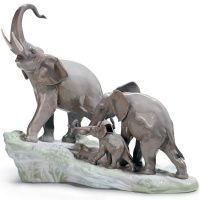 Фото Статуэтка Идущие слоны Lladro  01001150