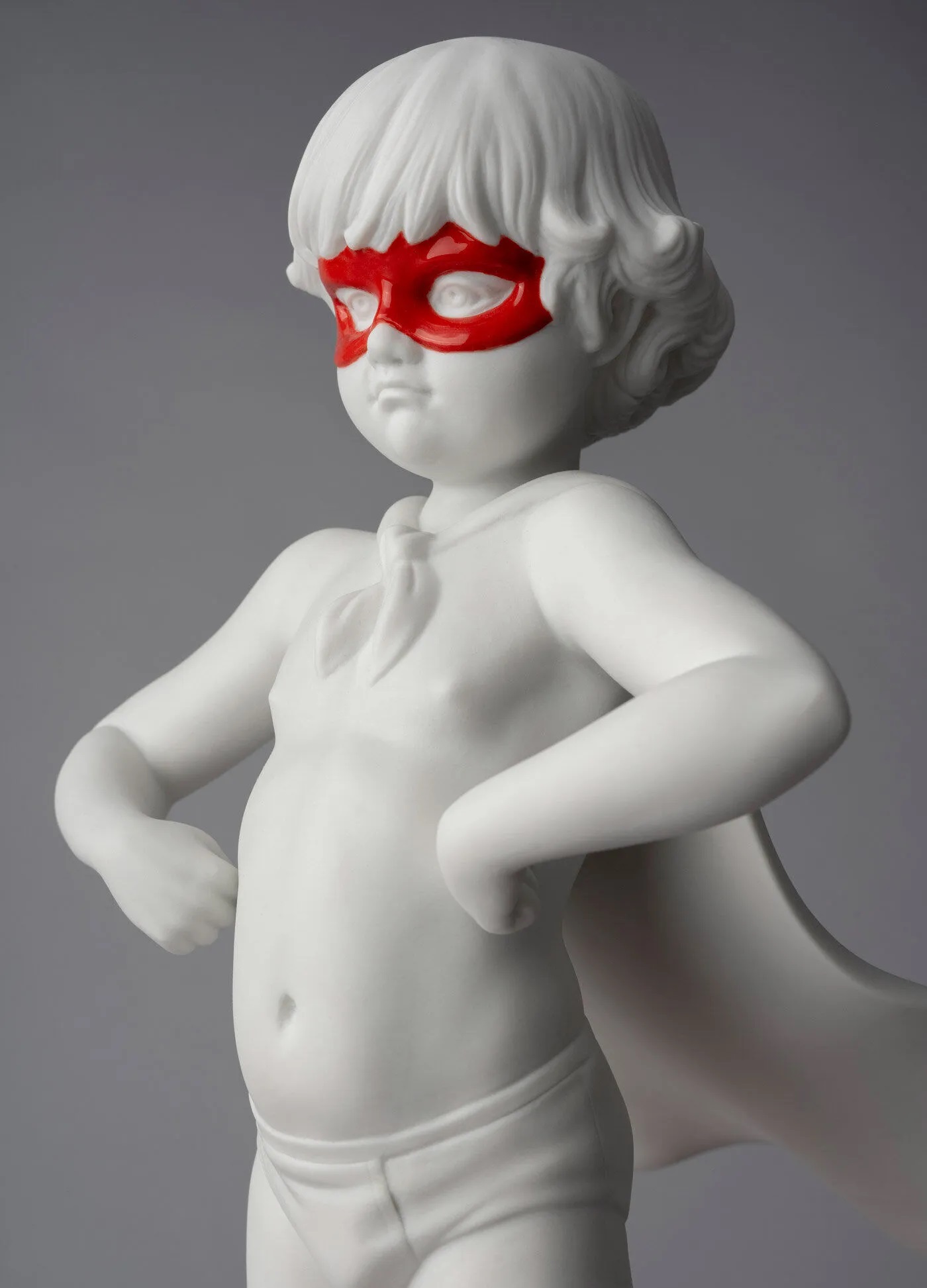 Фото Статуэтка Герой мальчик Lladro CHILDREN 01009484