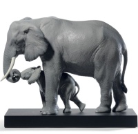 Фото Статуэтка Показывая путь Lladro  01008694
